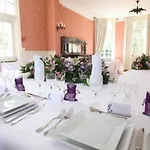 Bed and breakfast Chateau De 3*