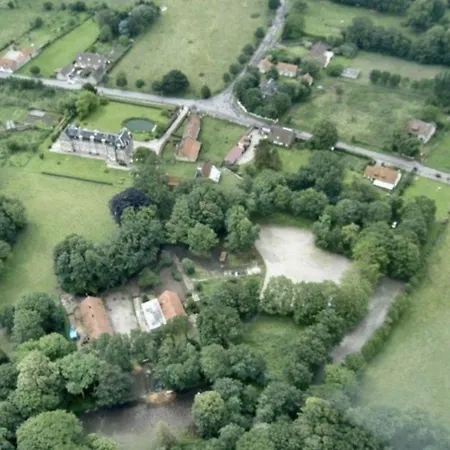 Bed & Breakfast Chateau De Béhen