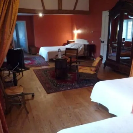 Chateau De Bed & Breakfast 3*