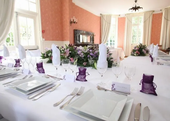 Alojamento de Acomodação e Pequeno-almoço Château De 3*